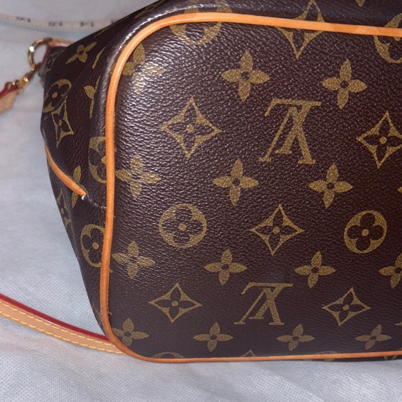 Louis Vuitton Palermo Brown Monogram Canvas Tote with Tan Leather Trim - Picture 8 of 12